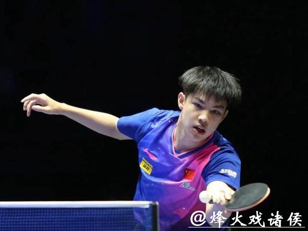 现在人人都能欺负副教授了吗？WTT马斯喀特赛：黄友政3-0梁靖崑，晋级男单16强